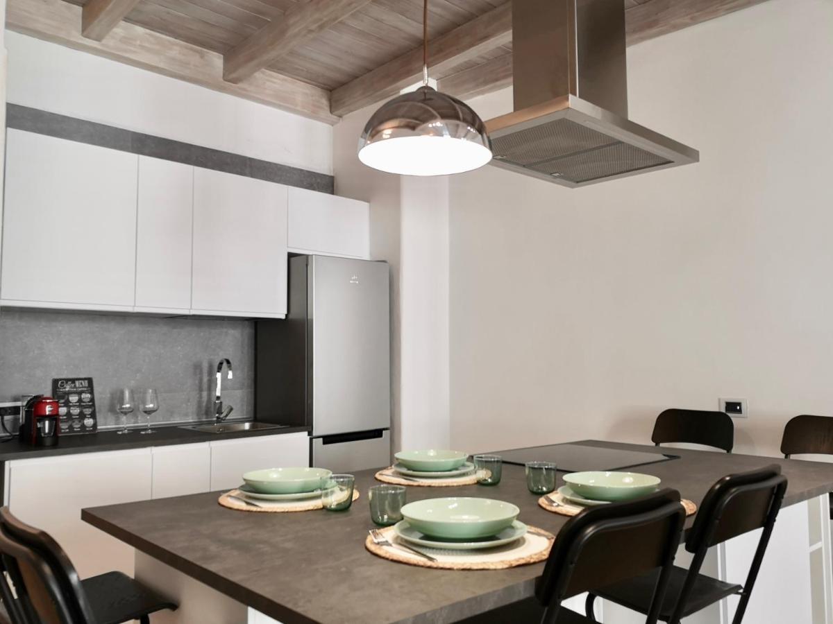 Nel Cuore Del Centro Storico Con Comfort E Stile Apartman Iglesias Kültér fotó